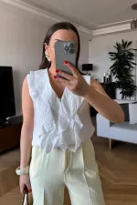 Fırfırlı Sıfır Kol Bluz