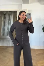 Bisiklet Yaka Çıtçıt Detaylı Triko Takım