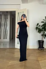 Düşük Omuz Düğüm Detaylı Uzun Elbise