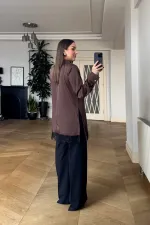 Hakim Yaka Dantel Detaylı Uzun Kollu Bluz