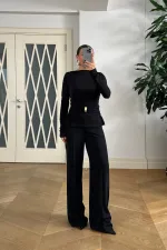 Kayık Yaka Uzun Kollu Bluz