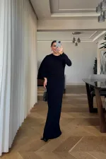 Yarasa Tek Kol Detaylı Uzun Elbise