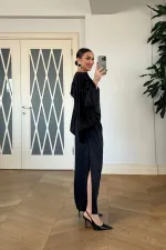 Kayık Yaka Kol Detaylı Saten Elbise