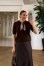 Short-Sleeved Knitted Sweater with Scarf Short-Sleeved Knitted Sweater with Scarf