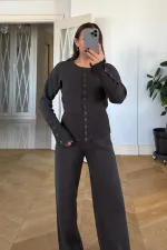 Bisiklet Yaka Çıtçıt Detaylı Triko Takım