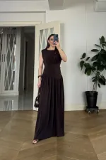 Büzgü Detaylı Sıfır Kol Uzun Elbise