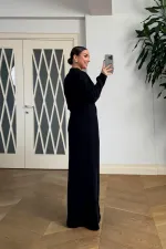 V Yaka Toka Detaylı Uzun Kollu Elbise