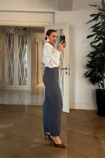 Paçası Yırtmaçlı Kadın Pantolon