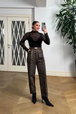 Kemerli Leopar Desenli Kadın Pantolon