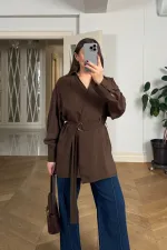 Chemisier cache-cœur à manches longues avec ceinture