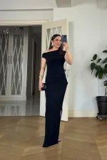 Düşük Omuz Düğüm Detaylı Uzun Elbise