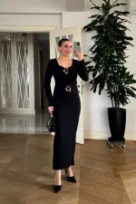 Kalp Yaka Uzun Kollu Elbise