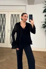 Bağcık Detaylı Fırfırlı Uzun Kollu Bluz