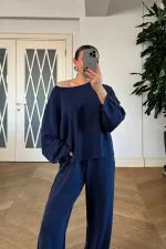 Ensemble sweat-shirt à col bateau et pantalon pour femme