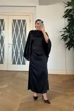 Kayık Yaka Kol Detaylı Saten Elbise