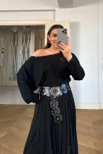 Kayık Yaka Uzun Kollu Bluz