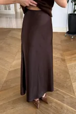 Beli Lastikli Uzun Saten Etek