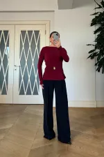 Kayık Yaka Uzun Kollu Bluz