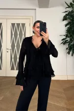 Bağcık Detaylı Fırfırlı Uzun Kollu Bluz