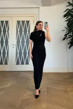 Degaje Yaka Sıfır Kol Kadife Dokulu Elbise