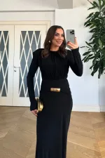 Büzgü Detaylı Vatkalı Uzun Elbise