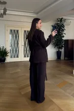 Pelerin Detaylı Blazer Ceket Pantolon Kadın Takım Pelerin Detaylı Blazer Ceket Pantolon Kadın Takım