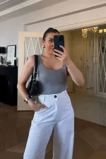 U Yaka Fitilli Kadın Atlet