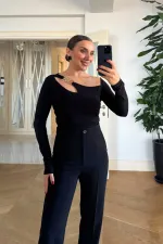 Asimetrik Yaka Uzun Kollu Bluz