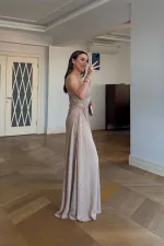Tek Kol Bel Dekolteli Uzun Elbise