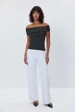 Madonna Yaka Triko Bluz