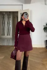 Yırtmaç Detaylı Mini Şort Etek