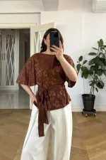 Bağlama Detaylı Kısa Kollu Bluz