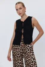 Bağlamalı Triko Kadın Yelek