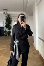 Kruvaze Bağlamalı Uzun Kollu Bluz