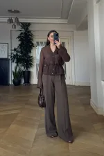 Dikiş Detaylı Bol Paça Kadın Pantolon