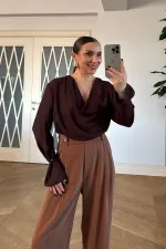 Degaje Yaka Kol Detaylı Bluz