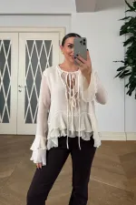 Bağcık Detaylı Fırfırlı Uzun Kollu Bluz