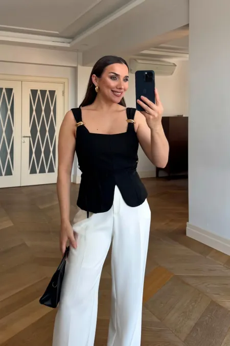 Kare Yaka Askılı Büstiyer