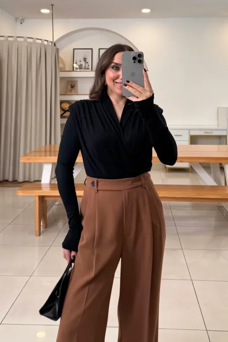 Kruvaze Yaka Vatkalı Uzun Kollu Bodysuit