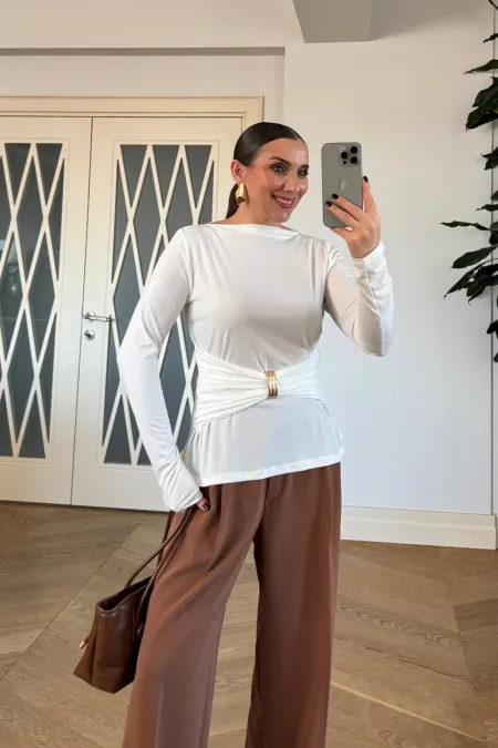 Kayık Yaka Uzun Kollu Bluz