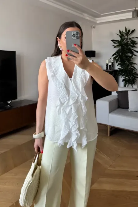 Fırfırlı Sıfır Kol Bluz