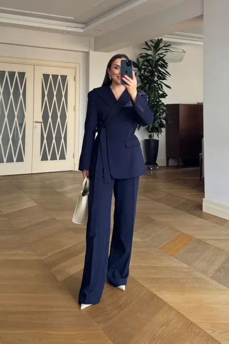 Women's Blazer Jacket and Pants Suit with Cape Detail Women's Blazer Jacket and Pants Suit with Cape Detail