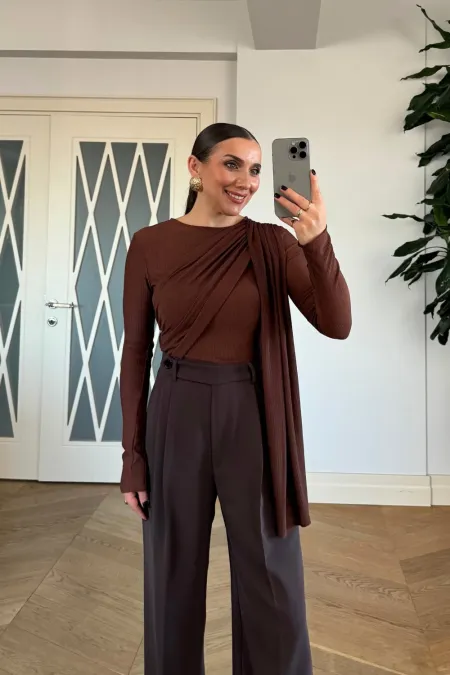 Şal Detaylı Uzun Kollu Bluz