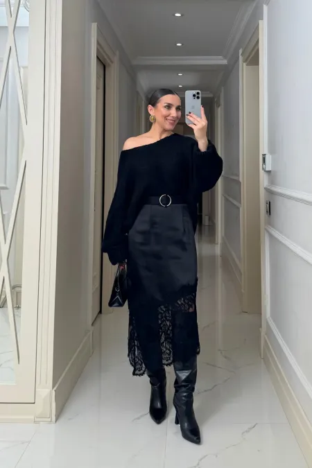 Asimetrik Kesim Dantel Detaylı Saten Etek