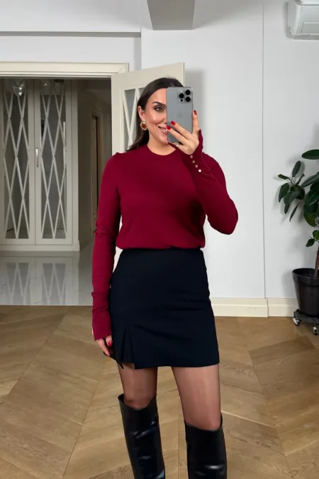 Yırtmaç Detaylı Mini Şort Etek