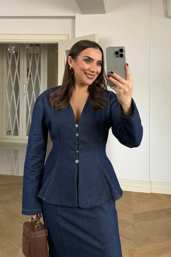 Vücüda Oturan Gömlek Etek Denim Takım