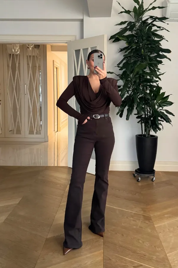 Yüksek Bel İspanyol Paça Denim Kadın Pantolon