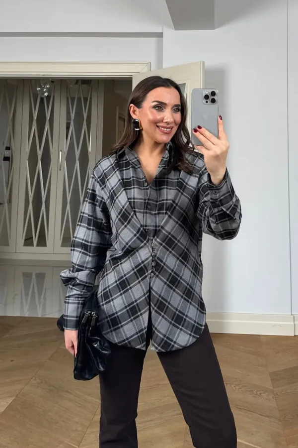 Ekoseli Asimetrik Kadın Gömlek