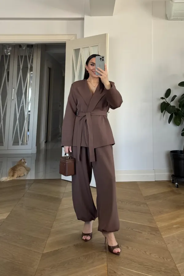 Kuşaklı Ceket Pantolon Kadın Takım