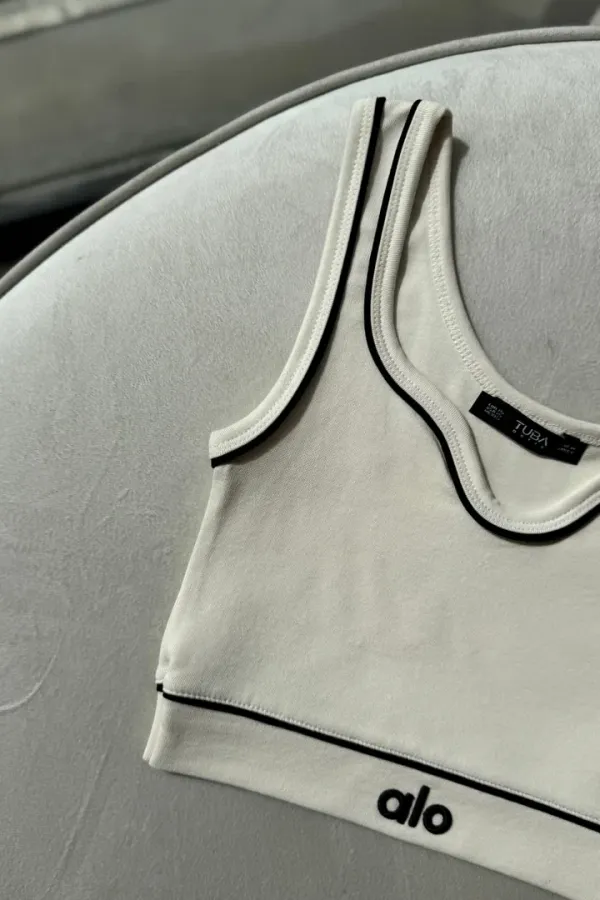 Kalp Yaka Askılı Crop